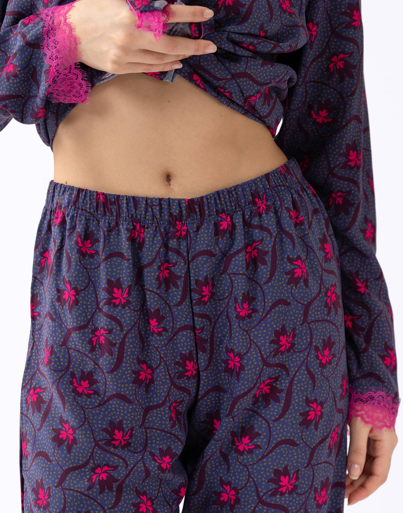 Buttoned pyjamas ALBA 606 100% viscose multicolour print