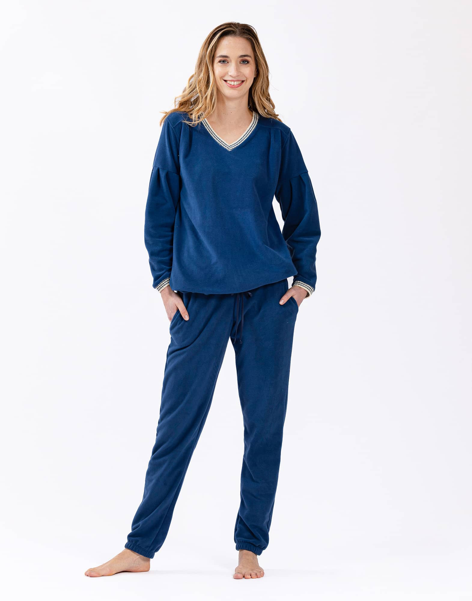 Pyjama long femme pilou100% coton - Coupe classique, coloris Nuit fleurie