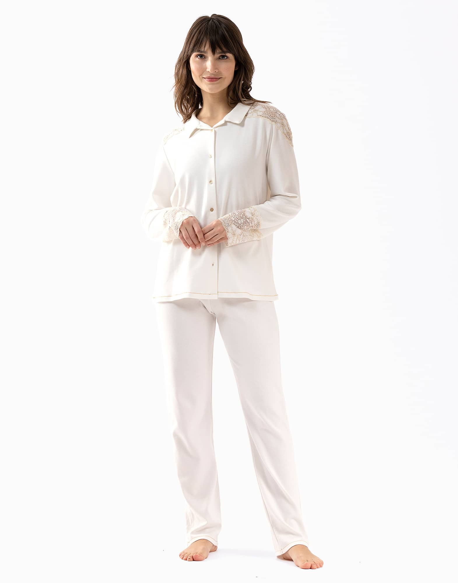 Pyjama boutonné 100% coton et finitions dentelle RITZ 606 écru