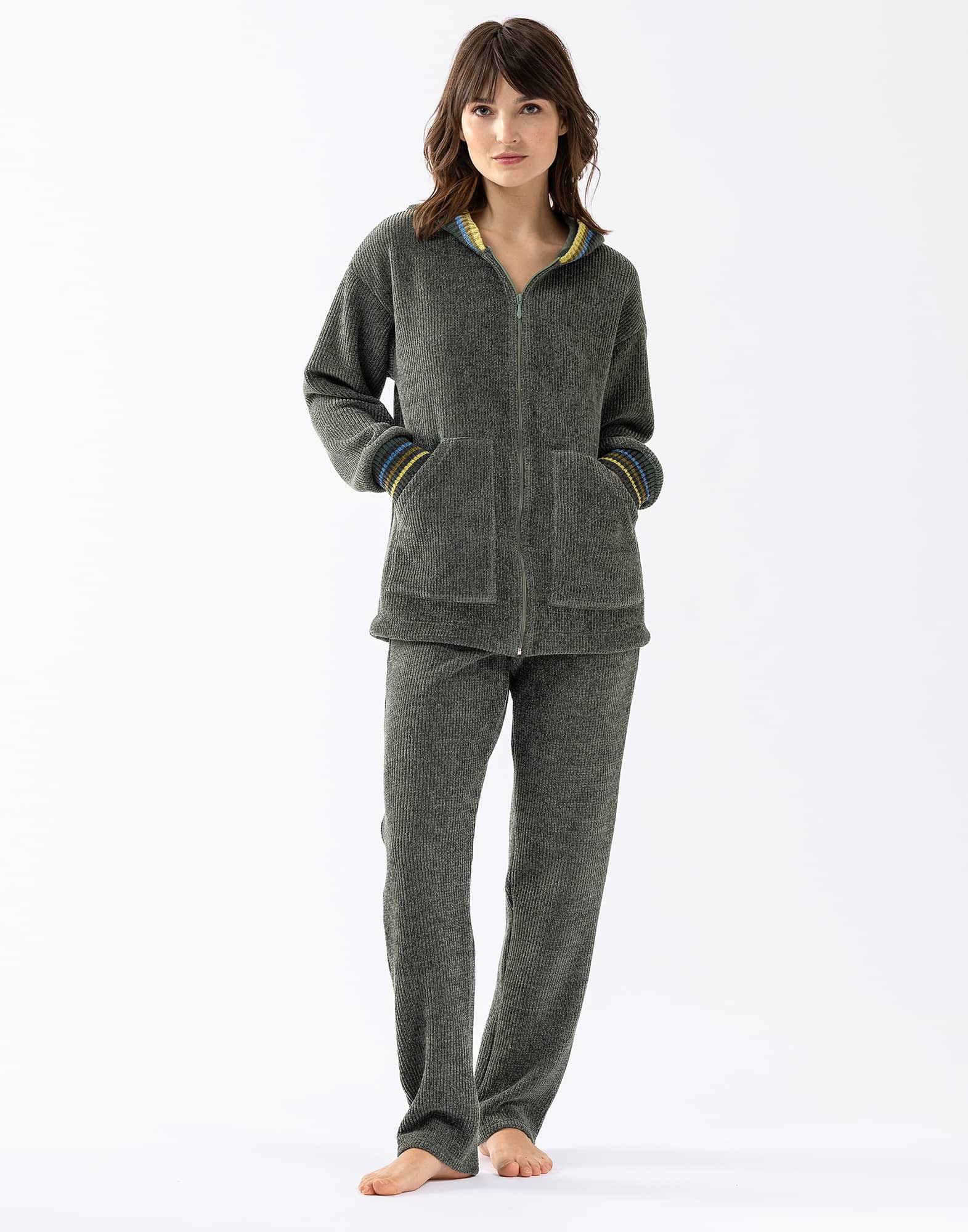 Zip-front hoodie in chenille knit with lurex ICONIC 670 moss-green