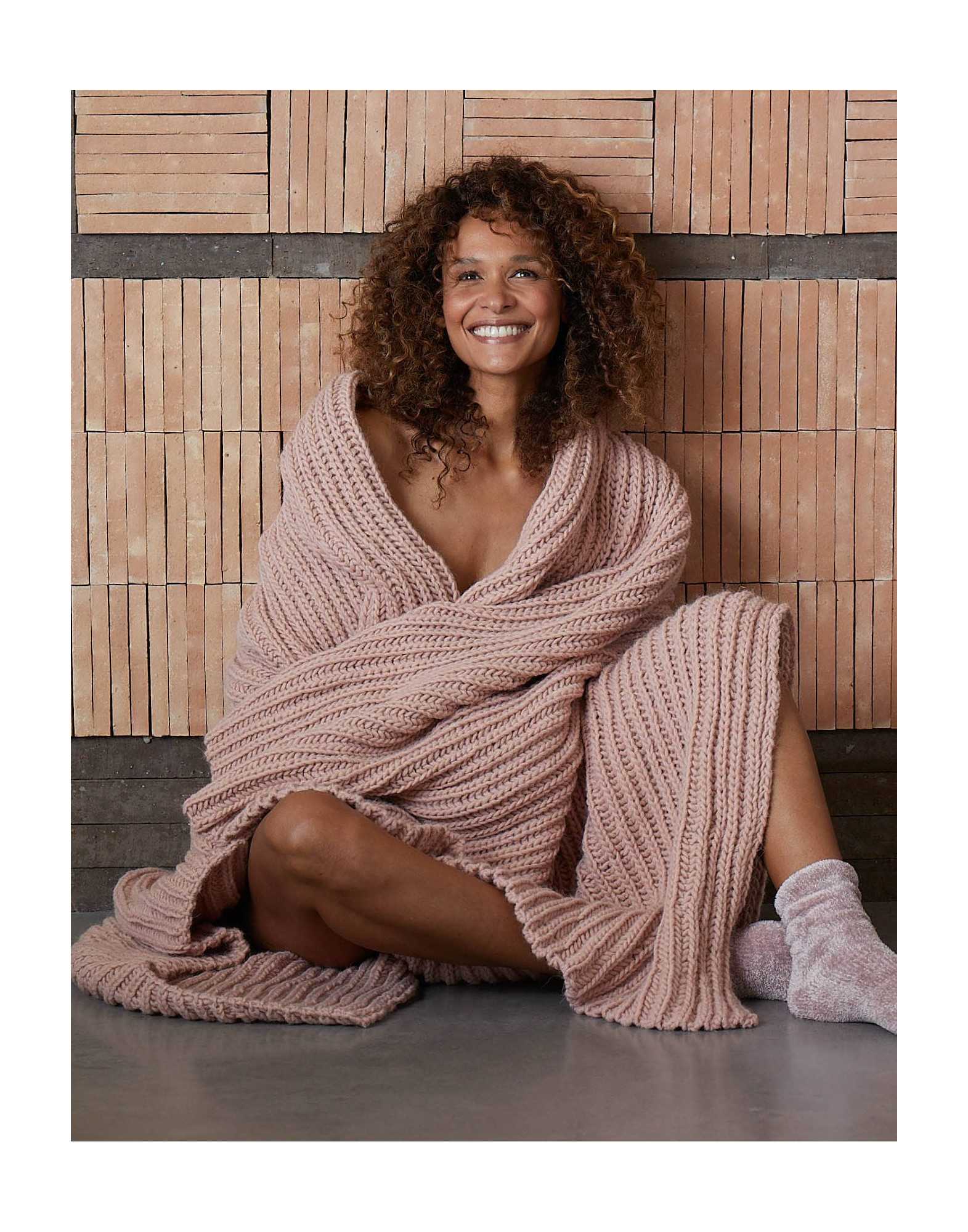 Home republic chunky knit throw hotsell