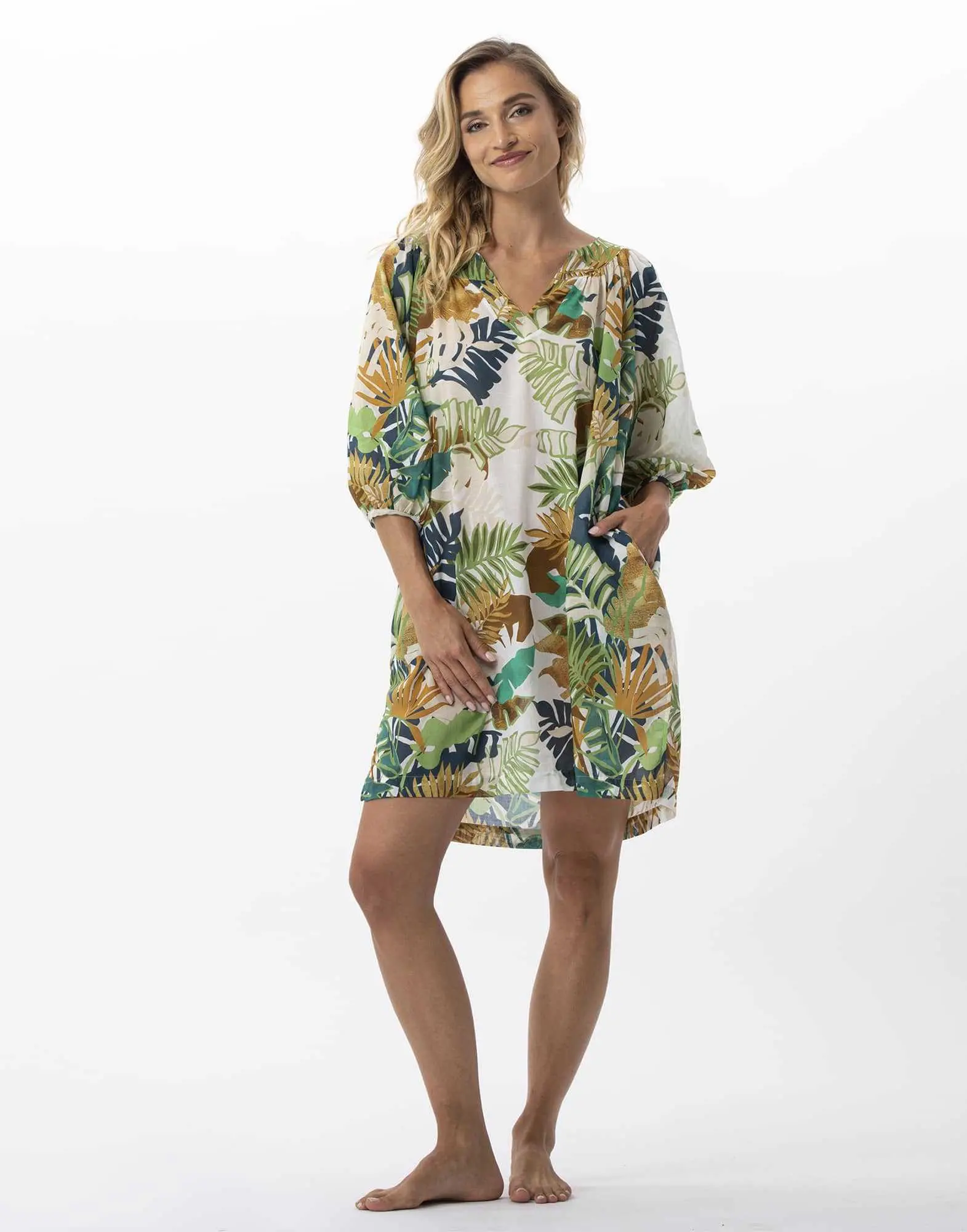 Plant printed dress in 100%...
