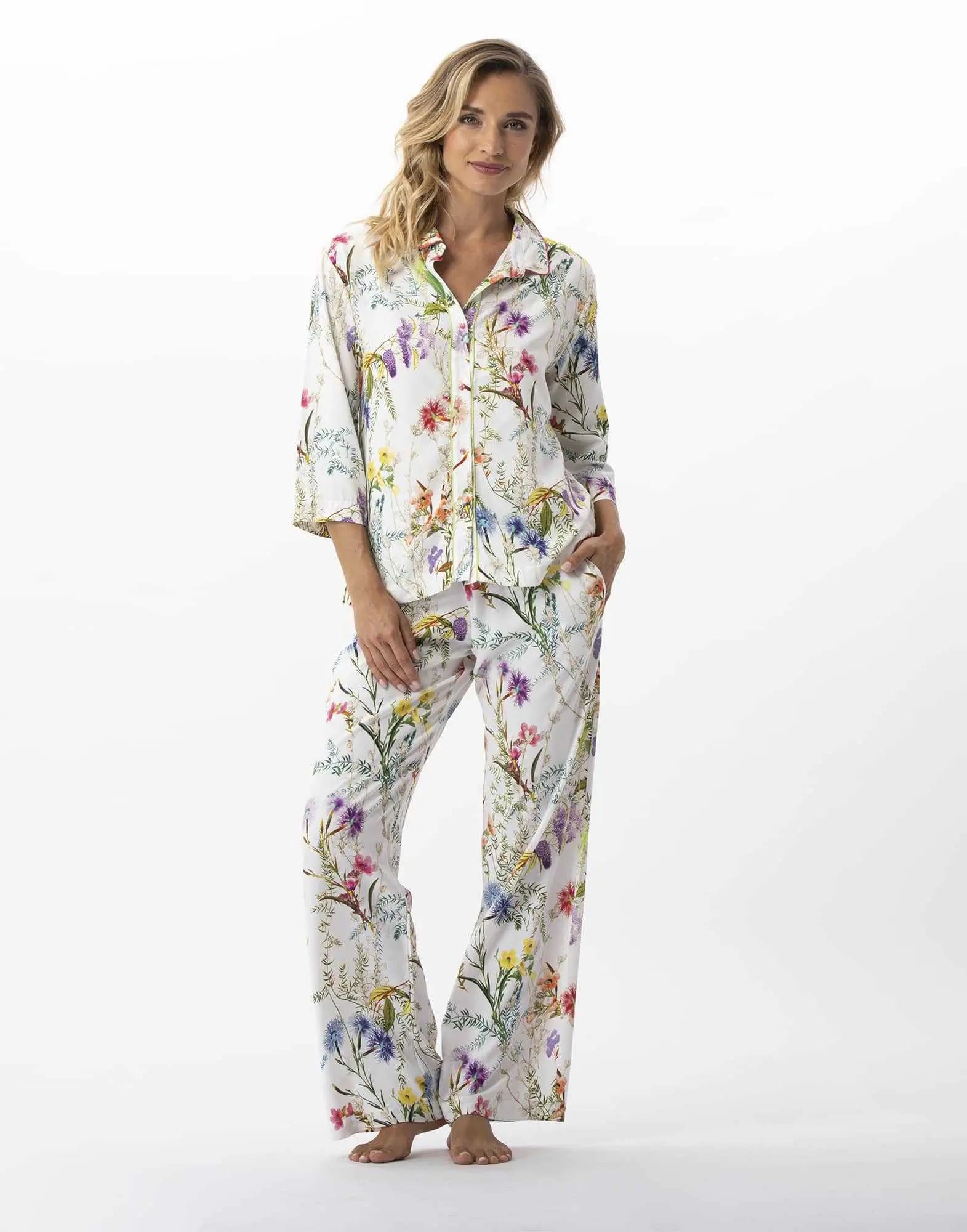 Flower printed pyjamas in 100% viscose RIVIERA 706 multicolour | Lingerie le Chat