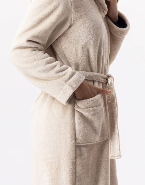 Robe de chambre boutonnée en peluche flanelle ESSENTIEL Coquille