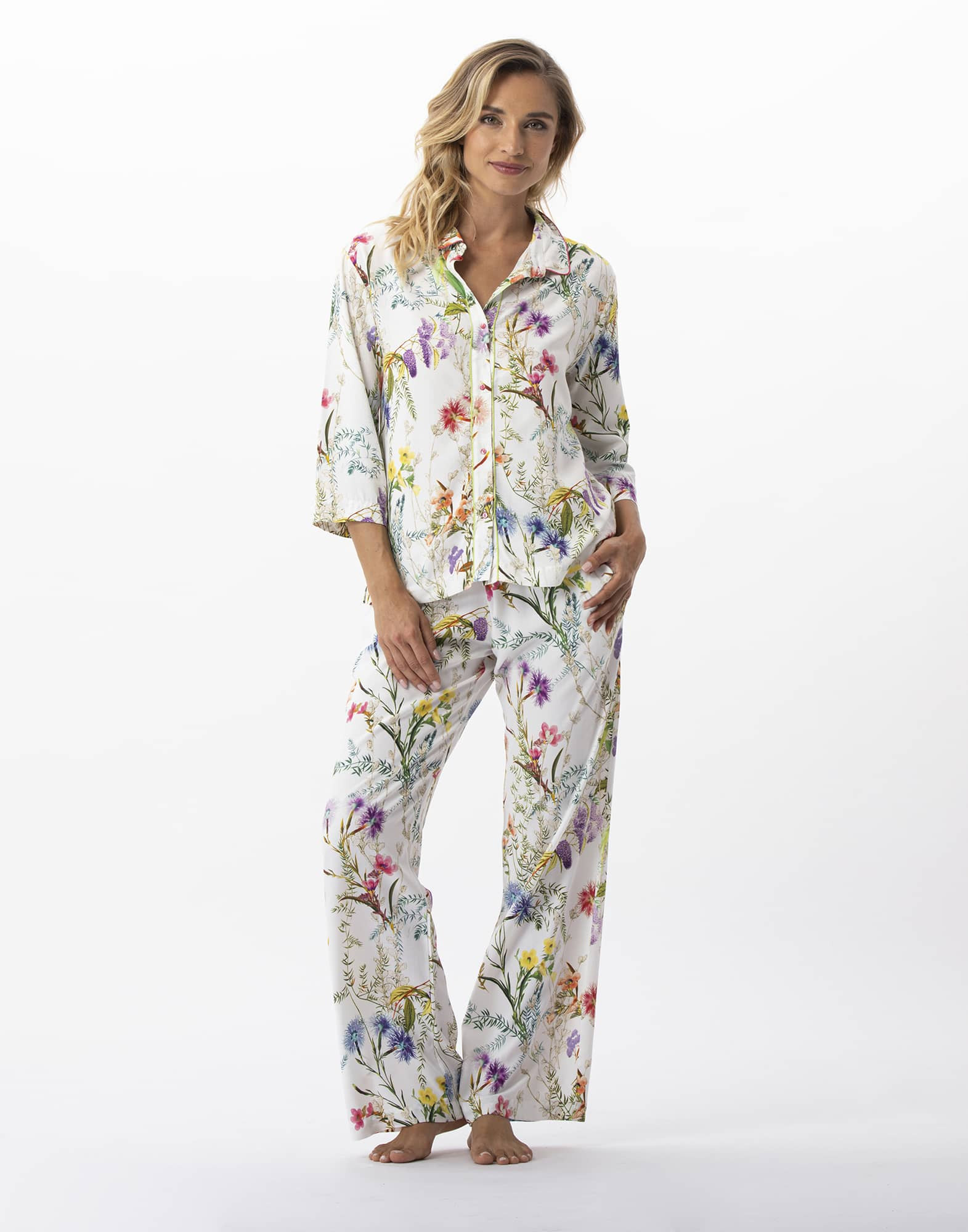 Flower printed pyjamas in 100% viscose RIVIERA 706 multicolour | Lingerie le Chat