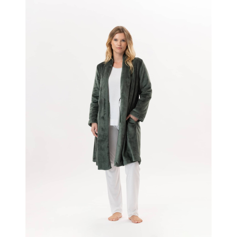 Plush flannel dressing gown ESSENTIEL 855 Moss Green | Lingerie le Chat Plush flannel dressing gown ESSENTIEL 855 Moss Green | Lingerie le Chat