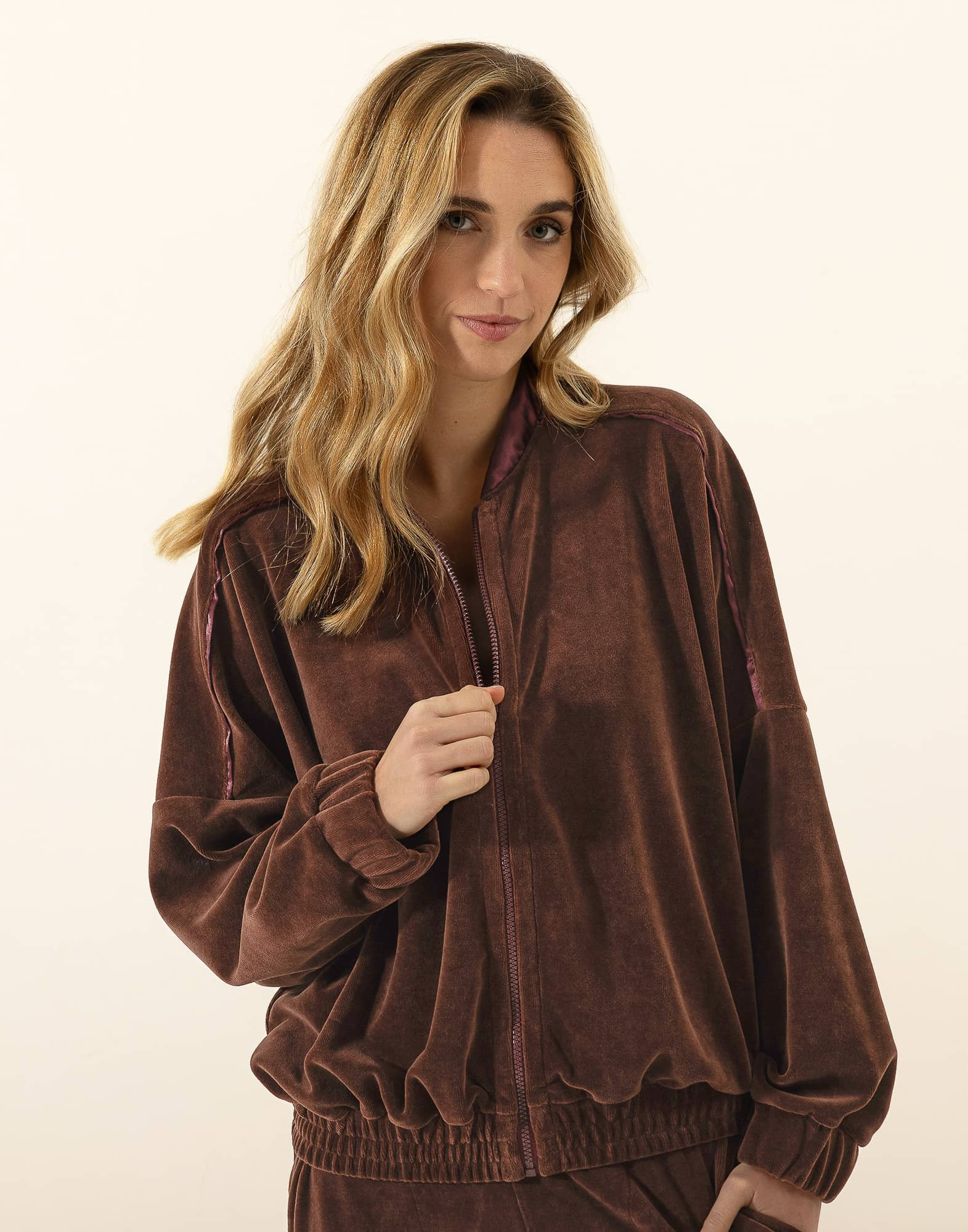 Velour Set PSYCHE 326 Chocolate | Le Chat